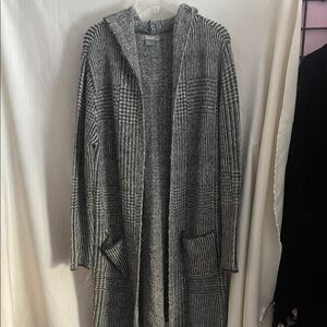 Natural Reflections Black and Gray Hooded Cape